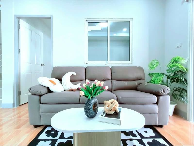 Ratchaphruek Suvarnabhumi-Ladkrabang Village, Bangkok, 397/183 Thanon Chalong Krung, Lam Pla Tiew, Lat Krabang, Bangkok, 4 Bedrooms, 190 sqm, Townhouse For Sale, by ปัญญา สมหมาย, 500368747 - DDproperty.com