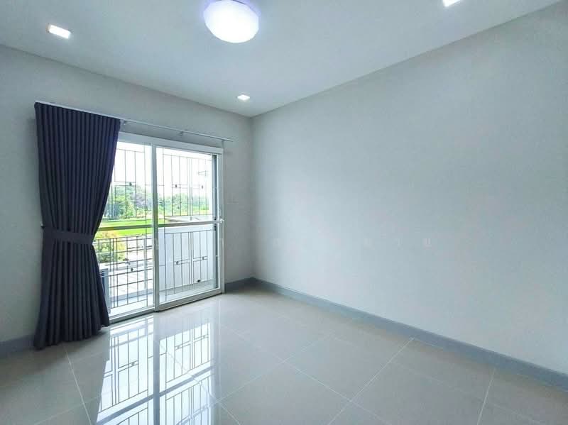 Ratchaphruek Suvarnabhumi-Ladkrabang Village, Bangkok, 397/183 Thanon Chalong Krung, Lam Pla Tiew, Lat Krabang, Bangkok, 4 Bedrooms, 190 sqm, Townhouse For Sale, by ปัญญา สมหมาย, 500368747 - DDproperty.com