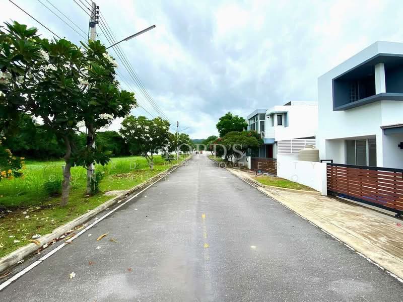 Palm Hills Golf Club and Residence, Phetchaburi, 1444 Phet Kasem Rd, Cha-am, Cha-Am, Phetchaburi, 1 Bedroom, 964 sqm, Land For Sale, by Mark Puttkammer, 500368794 - DDproperty.com