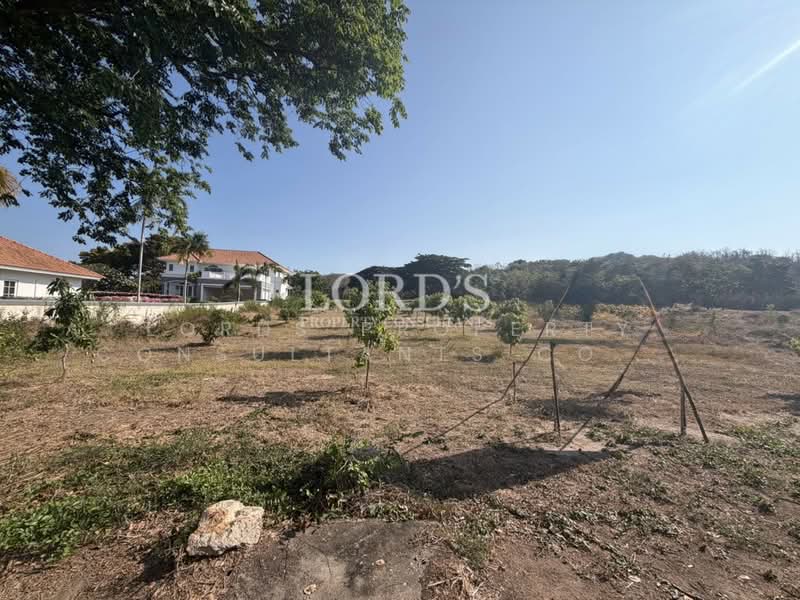 Palm Hills Golf Club and Residence, Phetchaburi, 1444 Phet Kasem Rd, Cha-am, Cha-Am, Phetchaburi, 1 Bedroom, 2,400 sqm, Land For Sale, by Mark Puttkammer, 500368837 - DDproperty.com