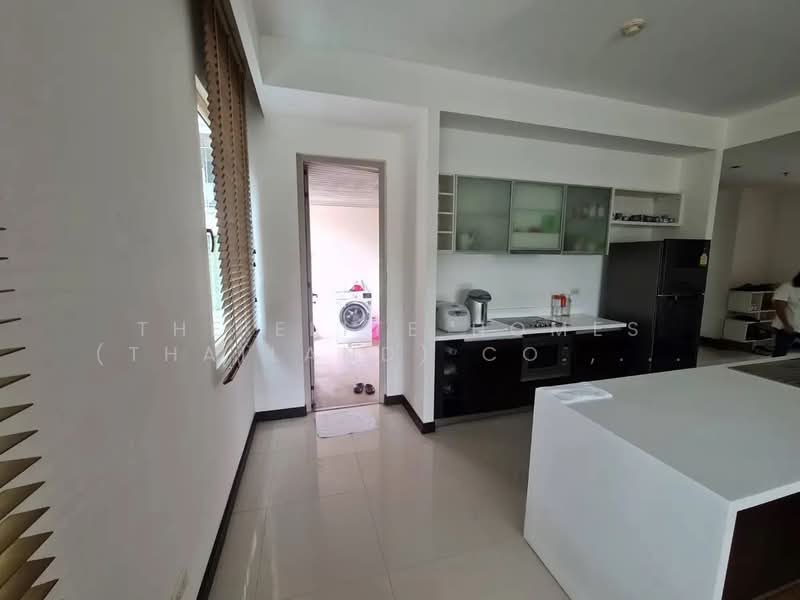 The Lofts Yennakart, Bangkok, 366 ์Soi Nang Linchi Yenakat Road, Chong Nonsi, Yan Nawa, Bangkok, 3 Bedrooms, 180 sqm, Condo For Sale, by The Elite Homes (Thailand) Co., Ltd., 500368868 - DDproperty.com