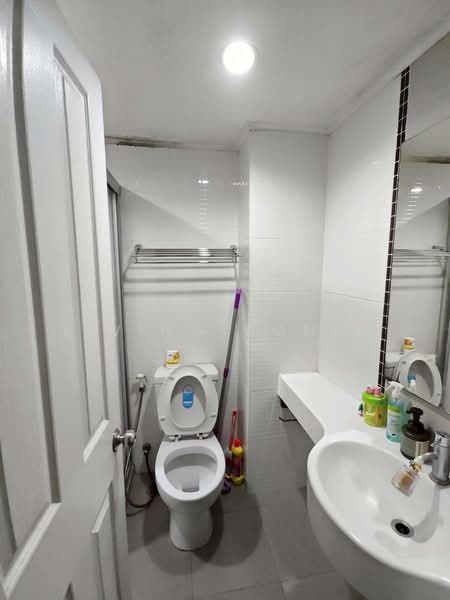 Lumpini Place Ramindra - Laksi, Bangkok, 20 Ramindhra Road, Anusaowari, Bang Khen, Bangkok, 1 Bedroom, 35 sqm, Condo For Rent, by Living Condo, 500368875 - DDproperty.com