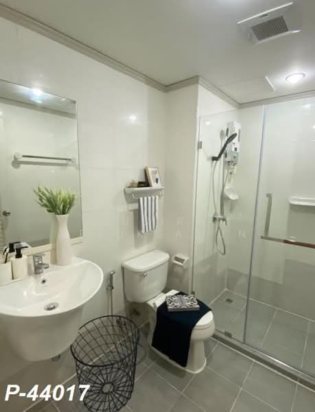 Zenith Place @ Huay Kwang, Bangkok, Pracharat Bam Phen Road, Huai Khwang, Bangkok, 1 Bedroom, 47 sqm, Condo For Rent, by Susira Prueksawun, 500368919 - DDproperty.com