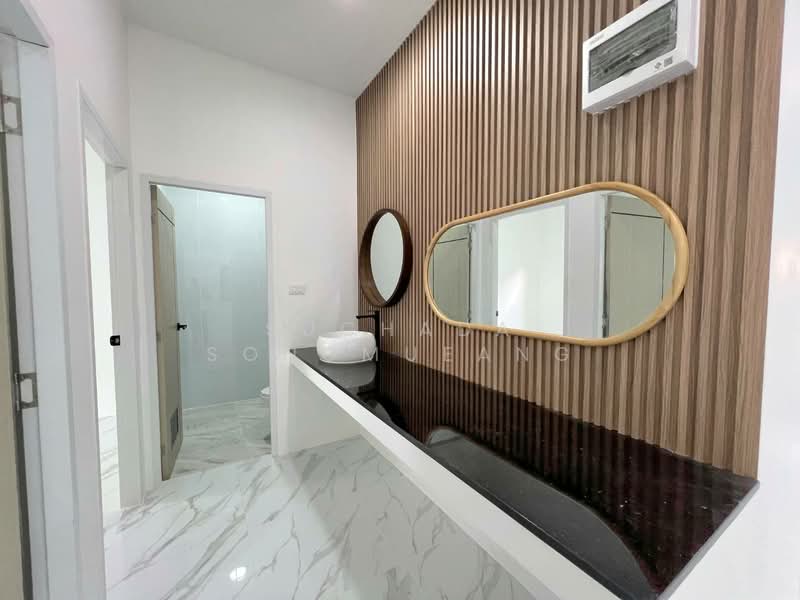 Phuket Villa Daorung : ภูเก็ตวิลล่า ดาวรุ่ง, ภูเก็ต, ถนนเจ้าฟ้าตะวันออก, วิชิต, เมืองภูเก็ต, ภูเก็ต, 160 ตร.ม., บ้านแฝด ขาย, โดย Suchada Songmueang, 500368927 - DDproperty.com