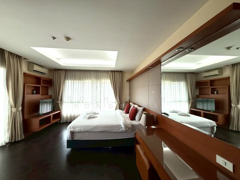 42 Grand Residence, Bangkok, 24 Soi Sukhumvit 42, Phra Kanong, Khlong Toei, Bangkok, 3 Bedrooms, 230 sqm, Condo For Rent, by Gochaporn Fongsupa, 500368928 - DDproperty.com