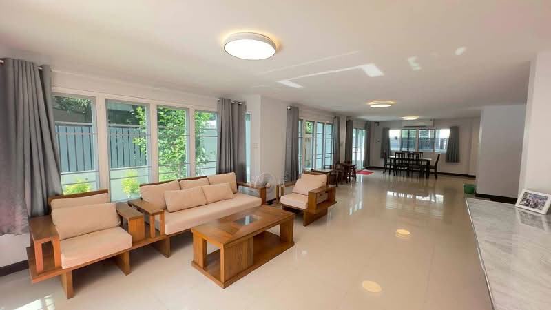 บ้านให้เช่า – ใกล้โรงเรียนนานาชาตินครพายัพ เพียง 5 นาที ค่าเช่า 30,000 บาท / เดือน No.4H181, เชียงใหม่, ช้างเผือก, เมืองเชียงใหม่, เชียงใหม่, 200 ตร.ม., บ้านเดี่ยว ให้เช่า, โดย กัน, 500368946 - DDproperty.com