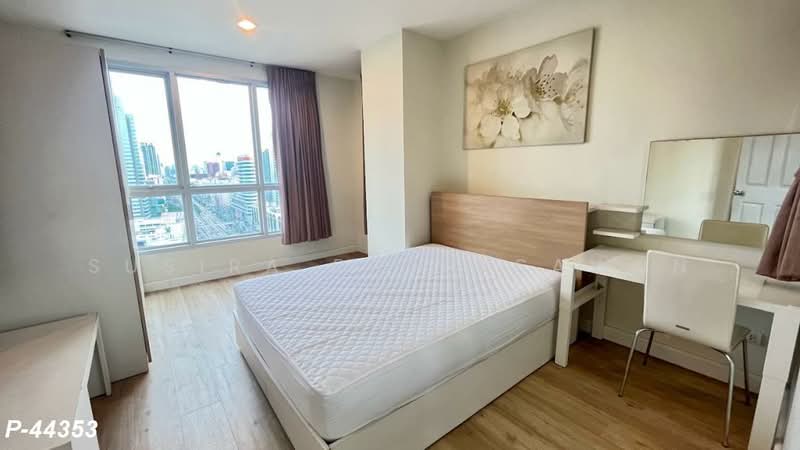 Life @ Ratchada-Suthisan, Bangkok, Ratchadapisek Road, Samsen Nok, Huai Khwang, Bangkok, 1 Bedroom, 42 sqm, Condo For Rent, by Susira Preuksawun, 500368950 - DDproperty.com