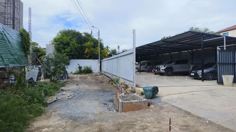 ขายด่วน ที่ดินพร้อมโรงจอดรถ ขนาด 100 ตร.ว. ซอยจอมทอง 3 เขตจอมทอง กรุงเทพฯ, กรุงเทพ, จอมทอง, กรุงเทพ, 400 ตร.ม., ที่ดิน ขาย, โดย Anumas Hangkul, 500368957 - DDproperty.com