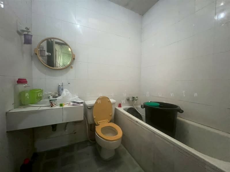 บุญโตปาร์ควิลล์ (Boonto Park Ville) ซอยรัตนาธิเบศร์17 แยก1, Nonthaburi, ถนนรัตนาธิเบศร์, Bang Kra So, Muang Nonthaburi, Nonthaburi, 4 Bedrooms, 130 sqm, Townhouse For Sale, by คุณ ปิยะพงษ์ อินทโต (ต๊าฟ), 500368962 - DDproperty.com