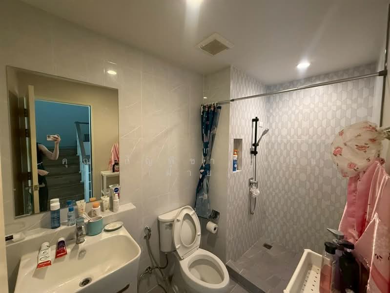 Baan Klang Muang Srinakarin – Onnut, Bangkok, 174 Soi On Nut 70/1, Prawet, Bangkok, 3 Bedrooms, 150 sqm, Townhouse For Sale, by คุณ กัญพิชา ชูกลิ่น (ฝ้าย), 500368988 - DDproperty.com
