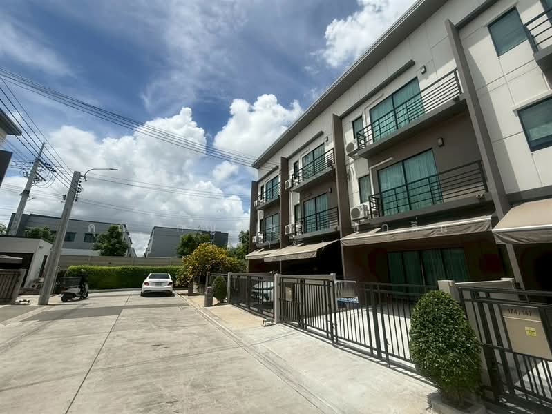 Baan Klang Muang Srinakarin – Onnut : บ้านกลางเมือง ศรีนครินทร์ – อ่อนนุช, กรุงเทพ, 174 ซอย อ่อนนุช 70/1, ประเวศ, กรุงเทพ, 150 ตร.ม., ทาวน์เฮ้าส์ ขาย, โดย คุณ กัญพิชา ชูกลิ่น (ฝ้าย), 500368988 - DDproperty.com