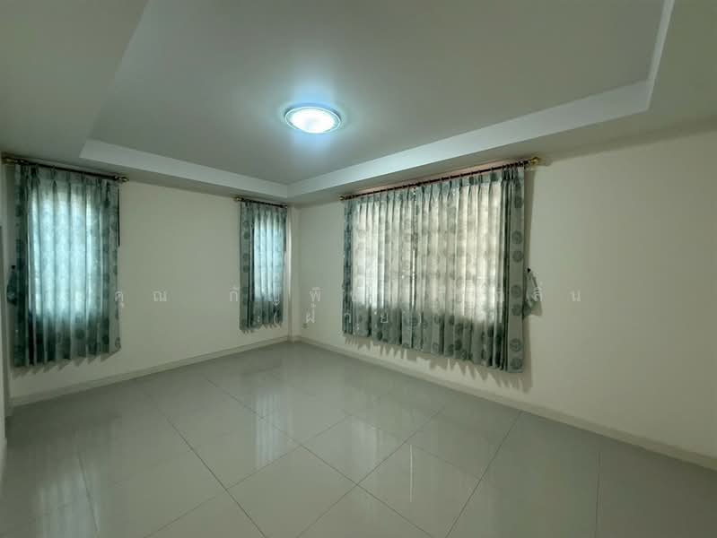 บ้านอาภากร 3 (Baan Apakorn 3) พุทธมณฑล, Nakhon Pathom, ถนนพุทธมณฑลสาย4, Salaya, Phuttha Mon Thon, Nakhon Pathom, 5 Bedrooms, 280 sqm, Single Detached House For Sale, by คุณ กัญพิชา ชูกลิ่น (ฝ้าย), 500368992 - DDproperty.com