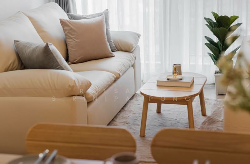 Maru Ekkamai 2, Bangkok, 70-5 Sukhumvit 63 Road, Phra Kanong Nua, Watthana, Bangkok, 2 Bedrooms, 60 sqm, Condo For Rent, by Ratsarin Sirinipaspong, 500368994 - DDproperty.com