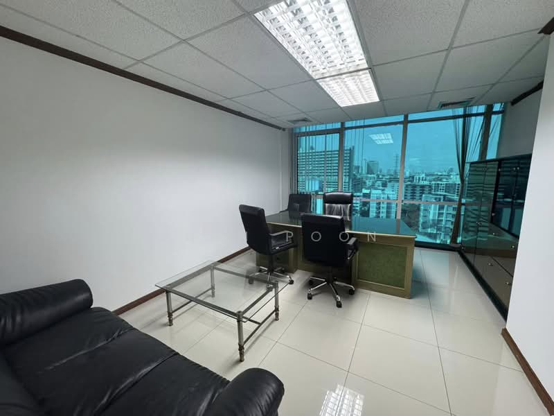 For Rent: Office Space Near MRT Huai Khwang (500 m) – 24-Hour Access (SPSSR260), Bangkok, รัชดาภิเษก, Din Daeng, Bangkok, , 300 sqm, Office Space For Rent, by Khun Poon, 500369041 - DDproperty.com