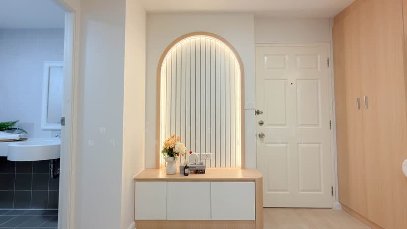 Lumpini Condo Town Bodindecha Ramkhamhaeng, Bangkok, Soi Ramkhamhaeng 43/1, Phlapphla, Wang Thonglang, Bangkok, 1 Bedroom, 28 sqm, Condo For Sale, by พงษ์ประเสริฐ ผาแดงจงเจริญ, 500369066 - DDproperty.com