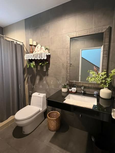 Spacious 4BR House in Chang Phueak, Chiang Mai Near Chotana Rd Investment, Chiang Mai, Chang Phuak, Muang Chiang Mai, Chiang Mai, 4 Bedrooms, 250 sqm, Single Detached House For Sale, by Fazwaz (Thailand) Co., Ltd., 500369076 - DDproperty.com