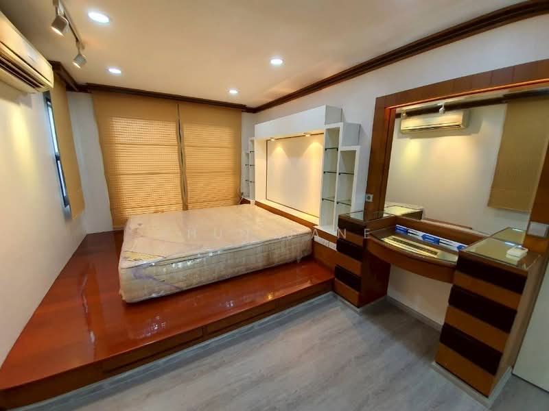 Townhome for Rent Near Phra Khanong BTS (SPSJP424), Bangkok, ปรีดี พนมยงค์ 26, Phra Kanong Nua, Watthana, Bangkok, 2 Bedrooms, 165 sqm, Townhouse For Rent, by Khun Jane, 500369085 - DDproperty.com