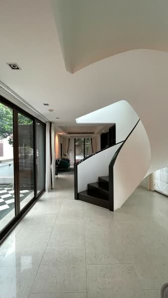 Baan Lux Sathon : บ้าน ลักซ์-สาทร, กรุงเทพ, ซอยเมฆสวัสดิ์, ช่องนนทรี, ยานนาวา, กรุงเทพ, 386 ตร.ม., คอนโด ให้เช่า, โดย Smart Living Bangkok Co.,Ltd., 500369111 - DDproperty.com