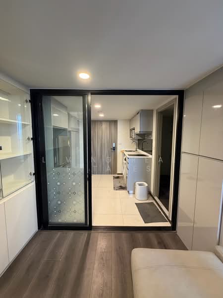 Knightsbridge Space Ratchayothin, Bangkok, Phaholyothin Road, Chatuchak, Bangkok, 1 Bedroom, 36 sqm, Condo For Rent, by Living Real Estates, 500369116 - DDproperty.com