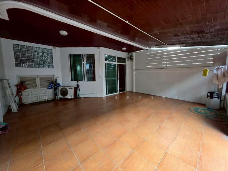 ทาวน์โฮม 3 ชั้น โครงการบ้านเกษมสันต์ 1, กรุงเทพ, ลาดพร้าว, กรุงเทพ, 250 ตร.ม., ทาวน์เฮ้าส์ ขาย, โดย มุกดา มังคลาดุง, 500369171 - DDproperty.com