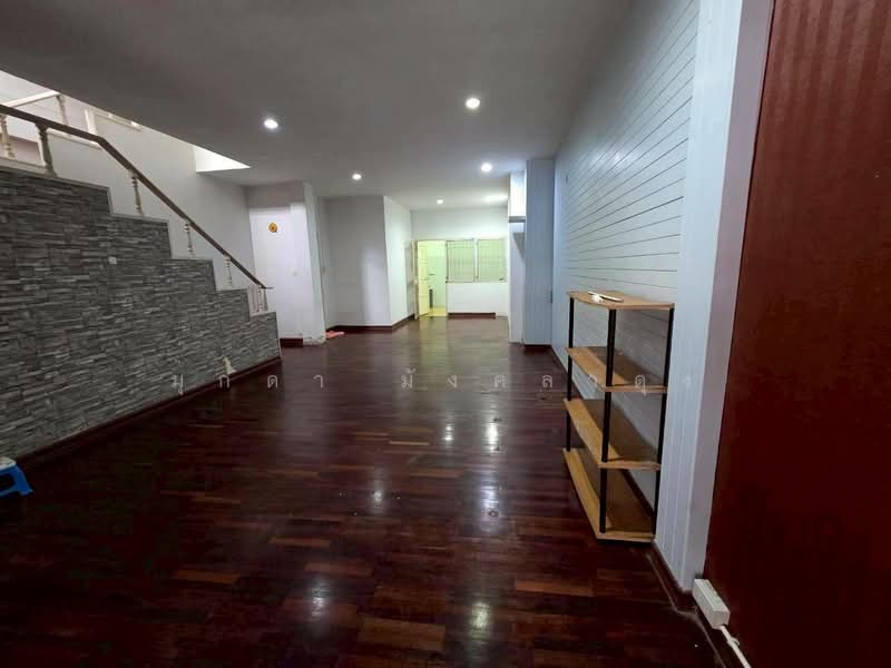 ทาวน์โฮม 3 ชั้น โครงการบ้านเกษมสันต์ 1, กรุงเทพ, ลาดพร้าว, กรุงเทพ, 250 ตร.ม., ทาวน์เฮ้าส์ ขาย, โดย มุกดา มังคลาดุง, 500369171 - DDproperty.com
