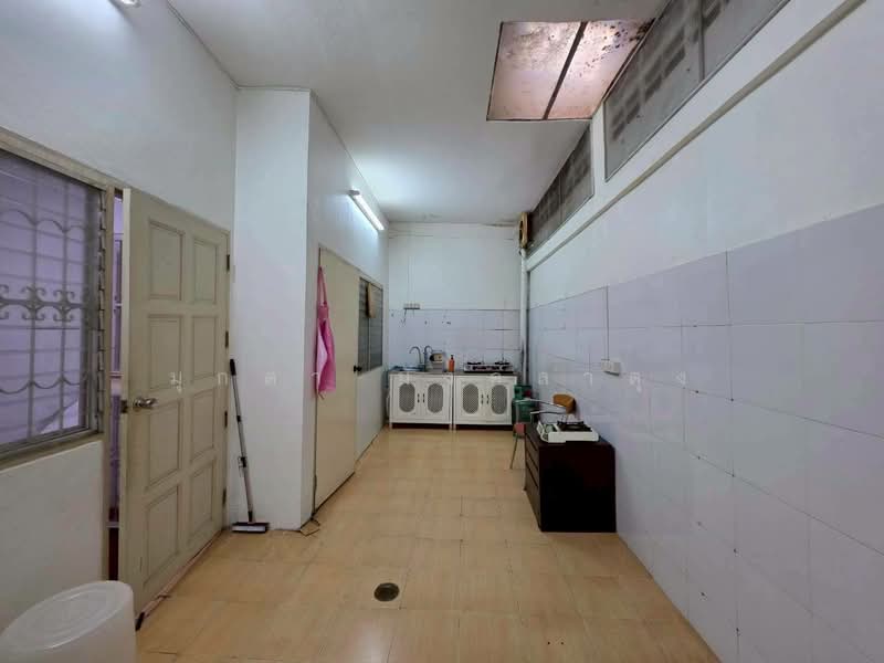 ทาวน์โฮม 3 ชั้น โครงการบ้านเกษมสันต์ 1, กรุงเทพ, ลาดพร้าว, กรุงเทพ, 250 ตร.ม., ทาวน์เฮ้าส์ ขาย, โดย มุกดา มังคลาดุง, 500369171 - DDproperty.com