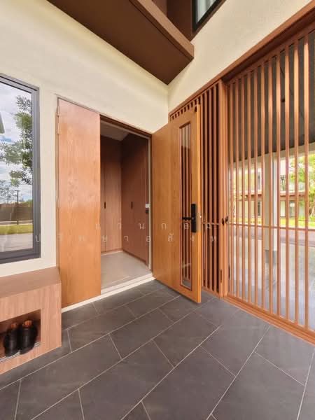 ESSENTIA RAMA 2 (เอสเซนเทีย พระราม 2), Samut Sakhon, Khok Kham, Muang Samut Sakhon, Samut Sakhon, 4 Bedrooms, 304 sqm, Single Detached House For Sale, by แว่นกลม ที่ปรึกษาอสังหาฝั่งธนฯ, 500369185 - DDproperty.com
