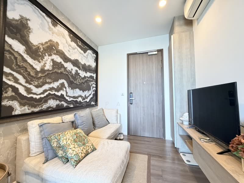 Whizdom Essence, Bangkok, 5 Piyabutr 1 Alley, Bang Chak, Phra Khanong, Bangkok, 1 Bedroom, 34 sqm, Condo For Rent, by suparat, 500369188 - DDproperty.com