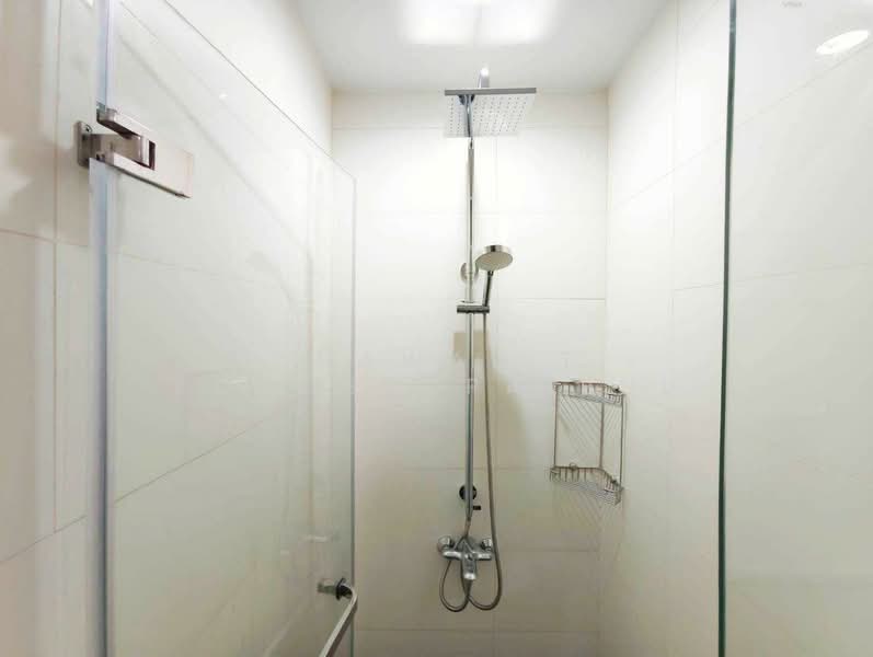 Wyne Sukhumvit, Bangkok, 1120 Sukhumvit Road, Phra Kanong, Khlong Toei, Bangkok, 1 Bedroom, 35 sqm, Condo For Sale, by CHAWALIT KONGSAKPAIBUL, 500369198 - DDproperty.com