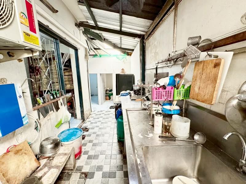 ขาย ทาวน์เฮ้าส์ หมู่บ้านบัวทอง 4 หลังมุม บ้านกล้วย-ไทรน้อย, Nonthaburi, Bang Khu Rat, Bang Bua Thong, Nonthaburi, 4 Bedrooms, 90 sqm, Townhouse For Sale, by กรณวัสส์ กัณฑวัสส์วงส์, 500369215 - DDproperty.com