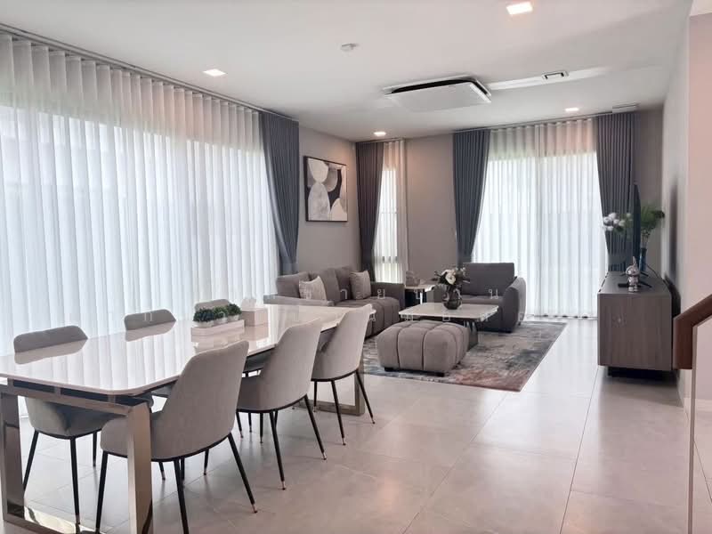 Mantana Motorway-Rama 9, Bangkok, 9 Bangkok-Chon Buri New Line, Thab Yao, Lat Krabang, Bangkok, 4 Bedrooms, 290 sqm, Single Detached House For Rent, by ฝากขายบ้าน ฝากขายบ้านมือสอง ฝากขายอสัง Realty HuB, 500369232 - DDproperty.com