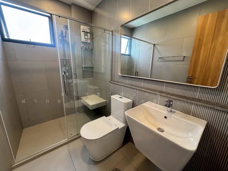 Mantana Motorway-Rama 9, Bangkok, 9 Bangkok-Chon Buri New Line, Thab Yao, Lat Krabang, Bangkok, 4 Bedrooms, 290 sqm, Single Detached House For Rent, by ฝากขายบ้าน ฝากขายบ้านมือสอง ฝากขายอสัง Realty HuB, 500369232 - DDproperty.com