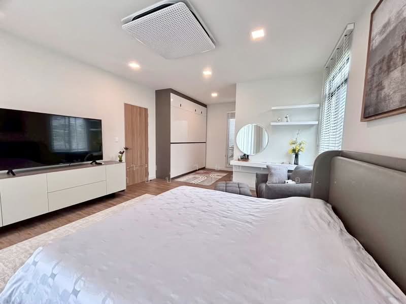 Mantana Motorway-Rama 9, Bangkok, 9 Bangkok-Chon Buri New Line, Thab Yao, Lat Krabang, Bangkok, 4 Bedrooms, 290 sqm, Single Detached House For Rent, by ฝากขายบ้าน ฝากขายบ้านมือสอง ฝากขายอสัง Realty HuB, 500369232 - DDproperty.com