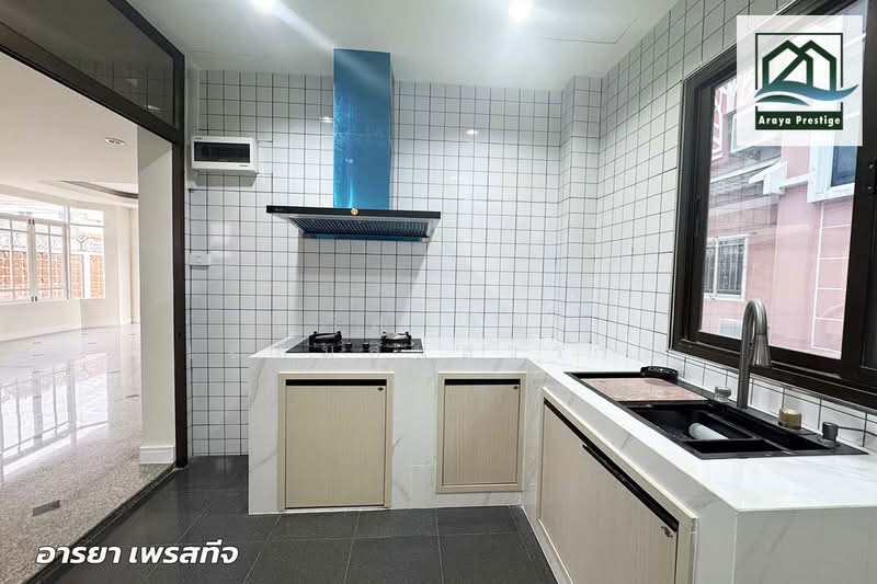 Vararom Prachauthit 98, Bangkok, Soi Pracha Uthit 98, Pracha Uthit Road, Thung Khru, Bangkok, 3 Bedrooms, 184 sqm, Single Detached House For Sale, by วิสุทธินี เฉลิมสินสุวรรณ, 500369260 - DDproperty.com