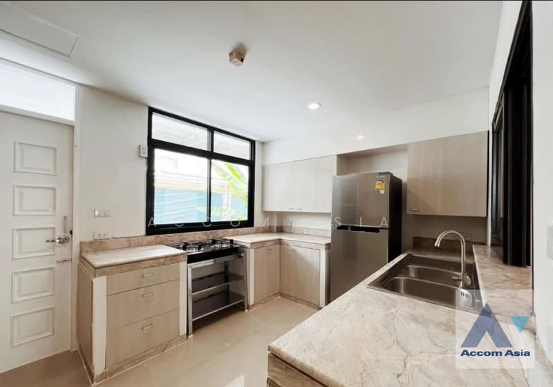 Pet friendly 4 Bedrooms Townhouse for Rent in Sukhumvit, Bangkok near BTS Phrom Phong at Townhouse i, กรุงเทพ, คลองตันเหนือ, วัฒนา, กรุงเทพ, 250 ตร.ม., บ้านเดี่ยว ให้เช่า, โดย Accom Asia, 500369274 - DDproperty.com