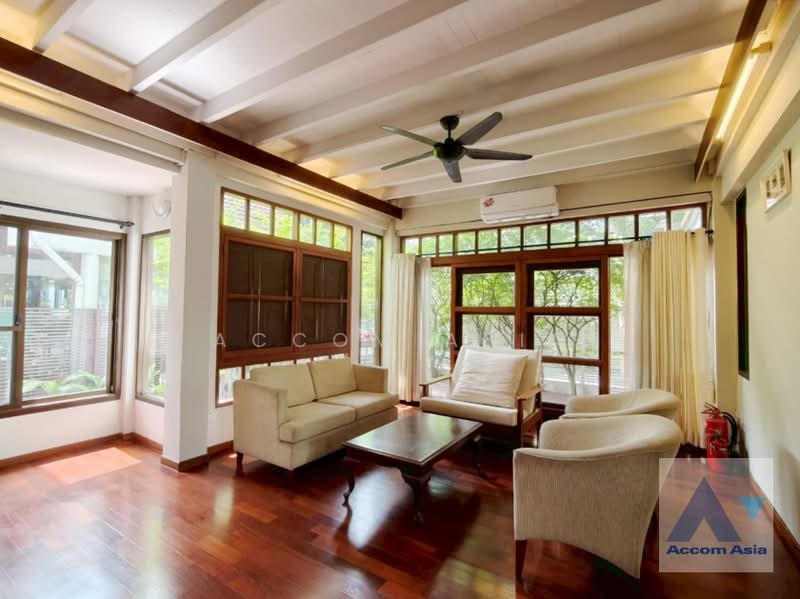 Spacious 2-storey house with balcony in Phrom phong, กรุงเทพ, คลองตันเหนือ, วัฒนา, กรุงเทพ, 200 ตร.ม., บ้านเดี่ยว ให้เช่า, โดย Accom Asia, 500369279 - DDproperty.com