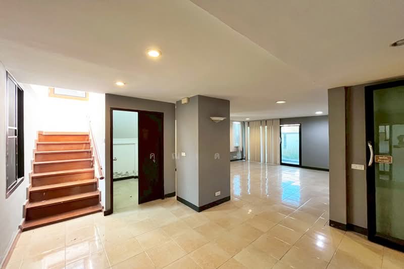 ซอยวชิรธรรมสาธิต 52, Bangkok, Bang Chak, Phra Khanong, Bangkok, 3 Bedrooms, 200 sqm, Single Detached House For Sale, by คุณเดย์, 500369283 - DDproperty.com