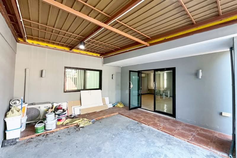 ซอยวชิรธรรมสาธิต 52, Bangkok, Bang Chak, Phra Khanong, Bangkok, 3 Bedrooms, 200 sqm, Single Detached House For Sale, by คุณเดย์, 500369283 - DDproperty.com