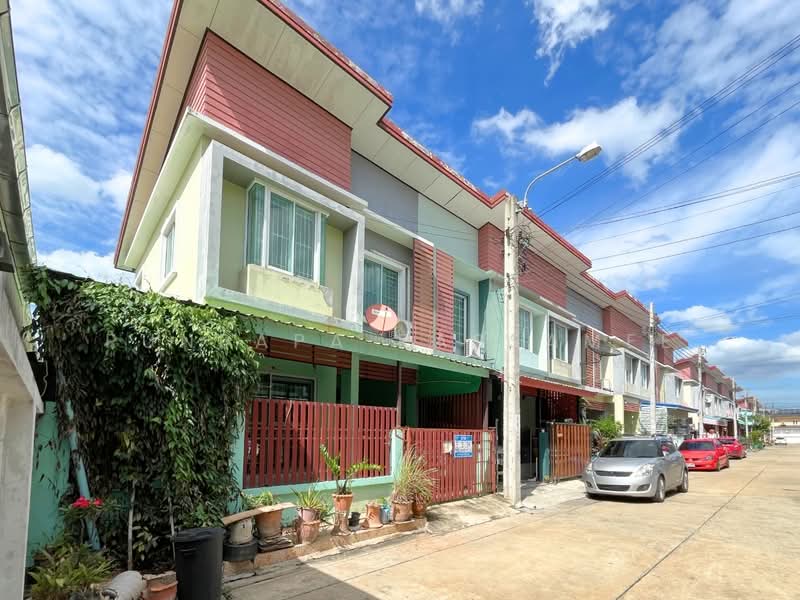 Buathong Thani, Nonthaburi, Soi Buathong Thani Village, Bang Bua Thong, Nonthaburi, 3 Bedrooms, 120 sqm, Townhouse For Sale, by Punpapa Rassamee, 500369292 - DDproperty.com