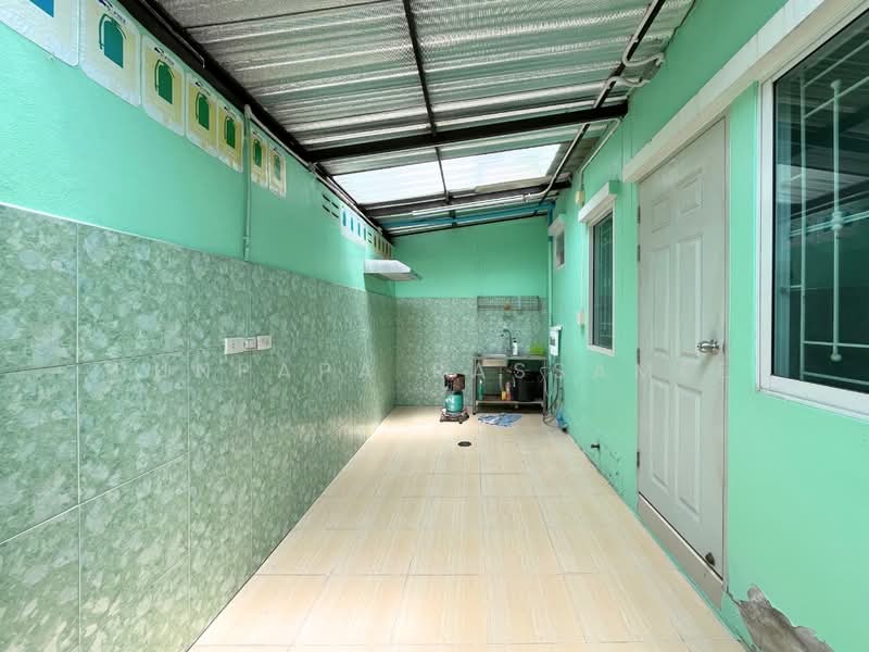 Buathong Thani, Nonthaburi, Soi Buathong Thani Village, Bang Bua Thong, Nonthaburi, 3 Bedrooms, 120 sqm, Townhouse For Sale, by Punpapa Rassamee, 500369292 - DDproperty.com