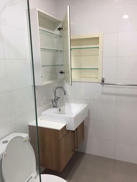 Blocs 77, Bangkok, 291 On Nut Rd, Phra Kanong Nua, Watthana, Bangkok, 2 Bedrooms, 61 sqm, Condo For Rent, by Hathaichanok Saenset, 500369323 - DDproperty.com