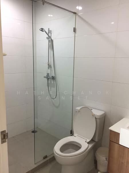 Blocs 77, Bangkok, 291 On Nut Rd, Phra Kanong Nua, Watthana, Bangkok, 2 Bedrooms, 61 sqm, Condo For Rent, by Hathaichanok Saenset, 500369323 - DDproperty.com