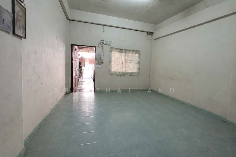 ทาวน์เฮ้าส์ ถนนธราธิบดี 8, Surat Thani, Tha Kham, Phunphin, Surat Thani, 2 Bedrooms, 72 sqm, Townhouse For Sale, by ERA Thailand, 500369348 - DDproperty.com