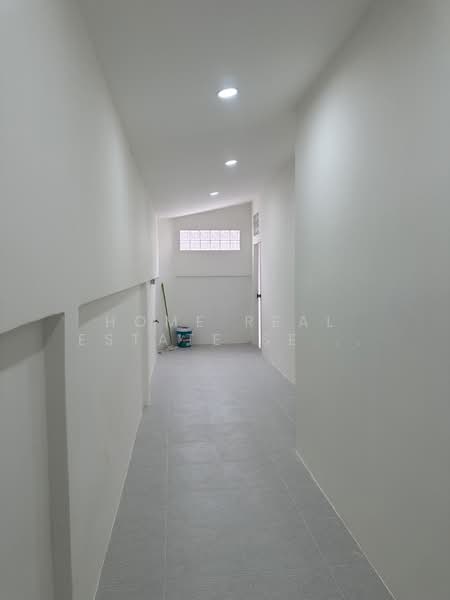 หมู่บ้านเอกมงคล 4/1, Chon Buri (Pattaya), Bang Lamung, Bang Lamung (Pattaya), Chon Buri (Pattaya), 3 Bedrooms, 150 sqm, Single Detached House For Sale, by HOME Real Estate Service, 500369364 - DDproperty.com