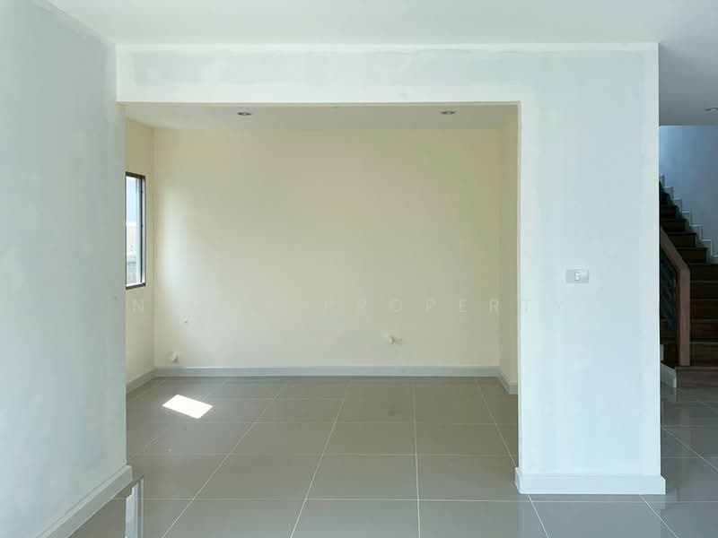 The Palm Krungthep Kreetha-Wongwaen, Bangkok, 29 Krungthep Kreetha Road, Saphan Sung, Bangkok, 4 Bedrooms, 205 sqm, Single Detached House For Sale, by Nutty Property, 500369368 - DDproperty.com