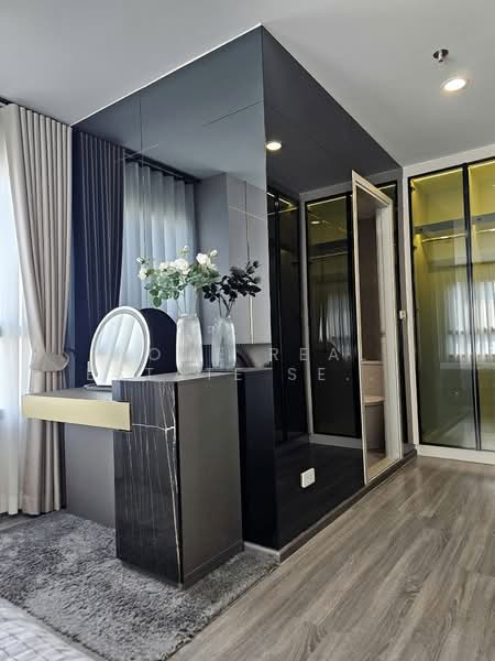IDEO Q Chula - Samyan, Bangkok, 660-662 Rama 4 Road, Maha Phrutharam, Bang Rak, Bangkok, 2 Bedrooms, 71 sqm, Condo For Sale, by HOME Real Estate Service, 500369377 - DDproperty.com