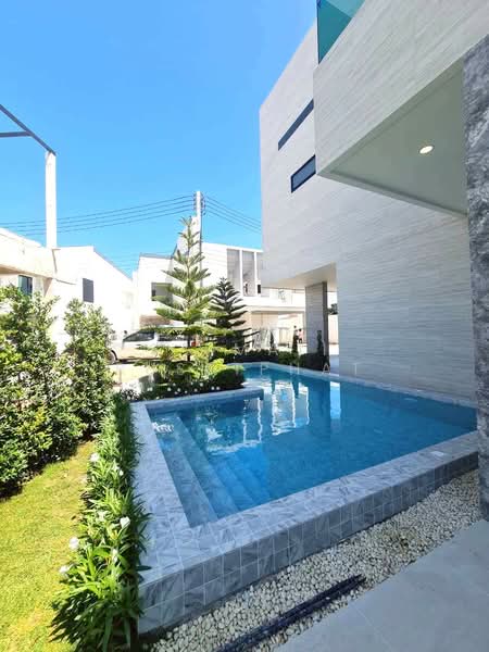 Thamber Private Pool Villa, Chon Buri (Pattaya), Huai Yai, Bang Lamung (Pattaya), Chon Buri (Pattaya), 4 Bedrooms, 342 sqm, Semi-Detached House (Twin House) For Sale, by Saimaii Russiphat, 500369383 - DDproperty.com