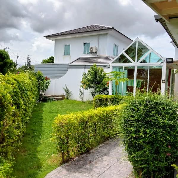 Two-story detached house in Life in the Garden Village, Mab Kha, Nikhom Phatthana, Rayong, Mapkha, Nikhom Pattana, Rayong, 4 Bedrooms, 219 sqm, Single Detached House For Sale, by วิทยา ไชยศักดิ์, 500369459 - DDproperty.com