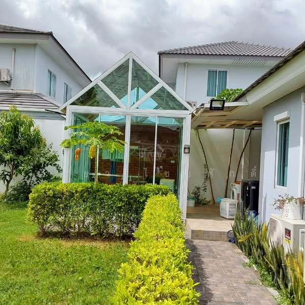 Two-story detached house in Life in the Garden Village, Mab Kha, Nikhom Phatthana, Rayong, Mapkha, Nikhom Pattana, Rayong, 4 Bedrooms, 219 sqm, Single Detached House For Sale, by วิทยา ไชยศักดิ์, 500369459 - DDproperty.com