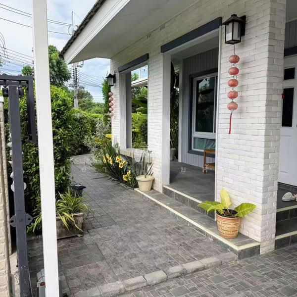 Two-story detached house in Life in the Garden Village, Mab Kha, Nikhom Phatthana, Rayong, Mapkha, Nikhom Pattana, Rayong, 4 Bedrooms, 219 sqm, Single Detached House For Sale, by วิทยา ไชยศักดิ์, 500369459 - DDproperty.com